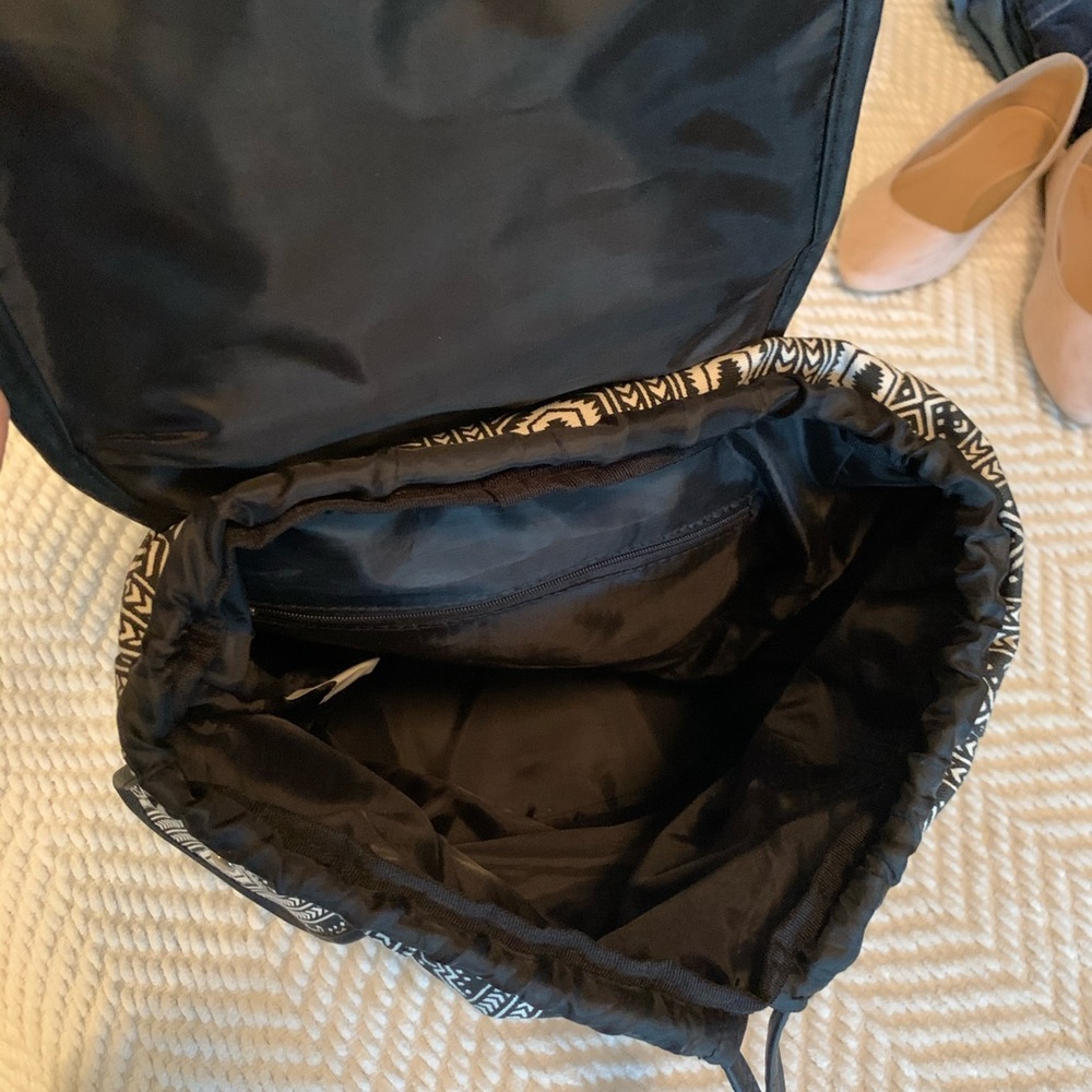Drawstring Lightweight Backpack - Picture 3 of 5
